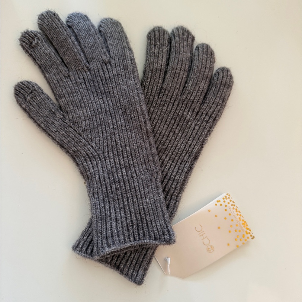 2CHIC Gloves Charcoal Gray Ribbed Knit Gloves 100% Acrylic NWT